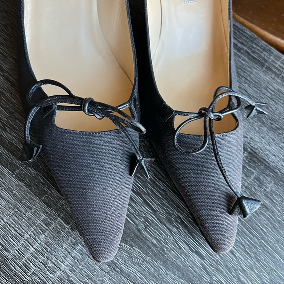 Manolo Blahik Charcoal Black Canvas Pointed Toe Heels EU39.5 - Picture 5 of 11